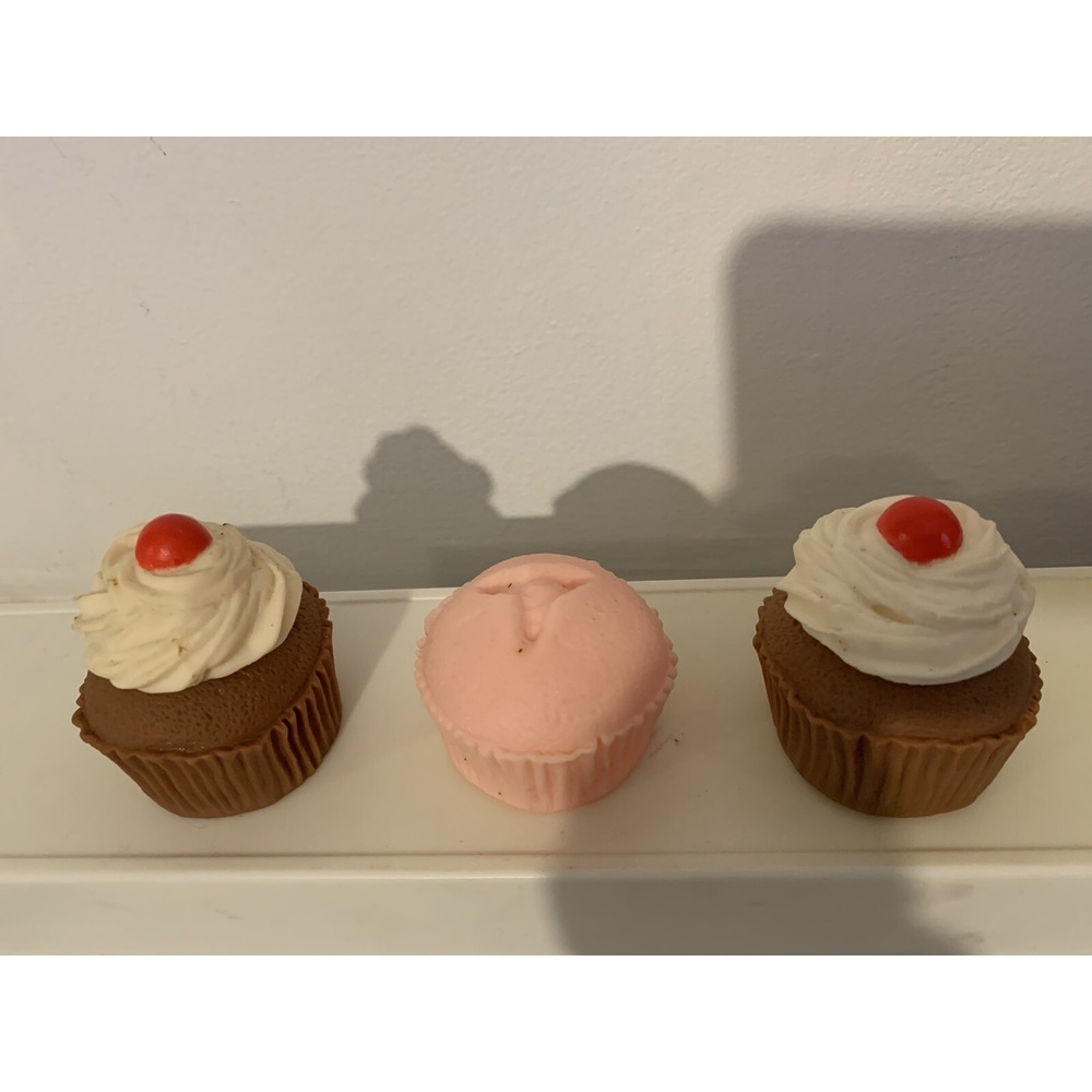 VTG Play Food Strawberry Chocolate Cupcake  MUFFIN Cherry 1987 MTC Movie Prop